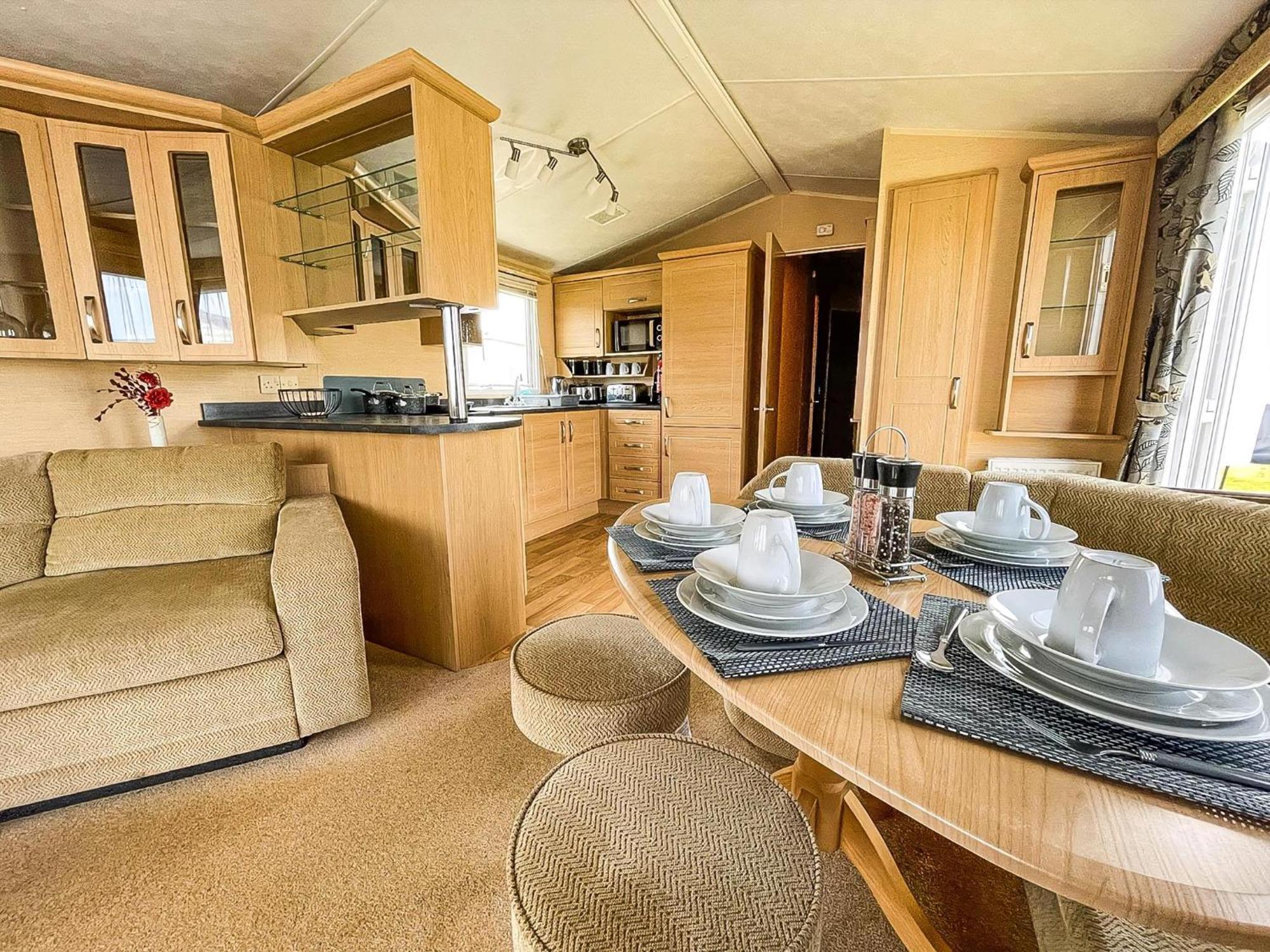Lovely Caravan By The Beach In Pakefield, Suffolk Ref 68007Cl Lowestoft Exterior photo